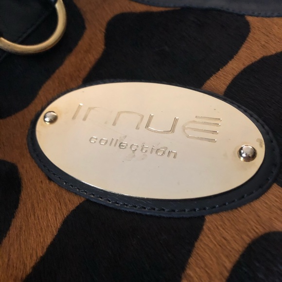 CLOSET CLOSEOUT SALE!! INNUĒ Animal Print Satchel - Picture 8 of 8